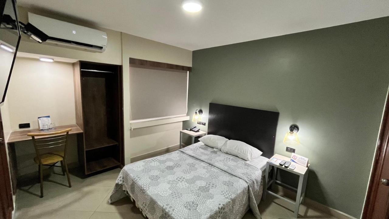Hotel Varadero Internacional Гуаякиль Экстерьер фото