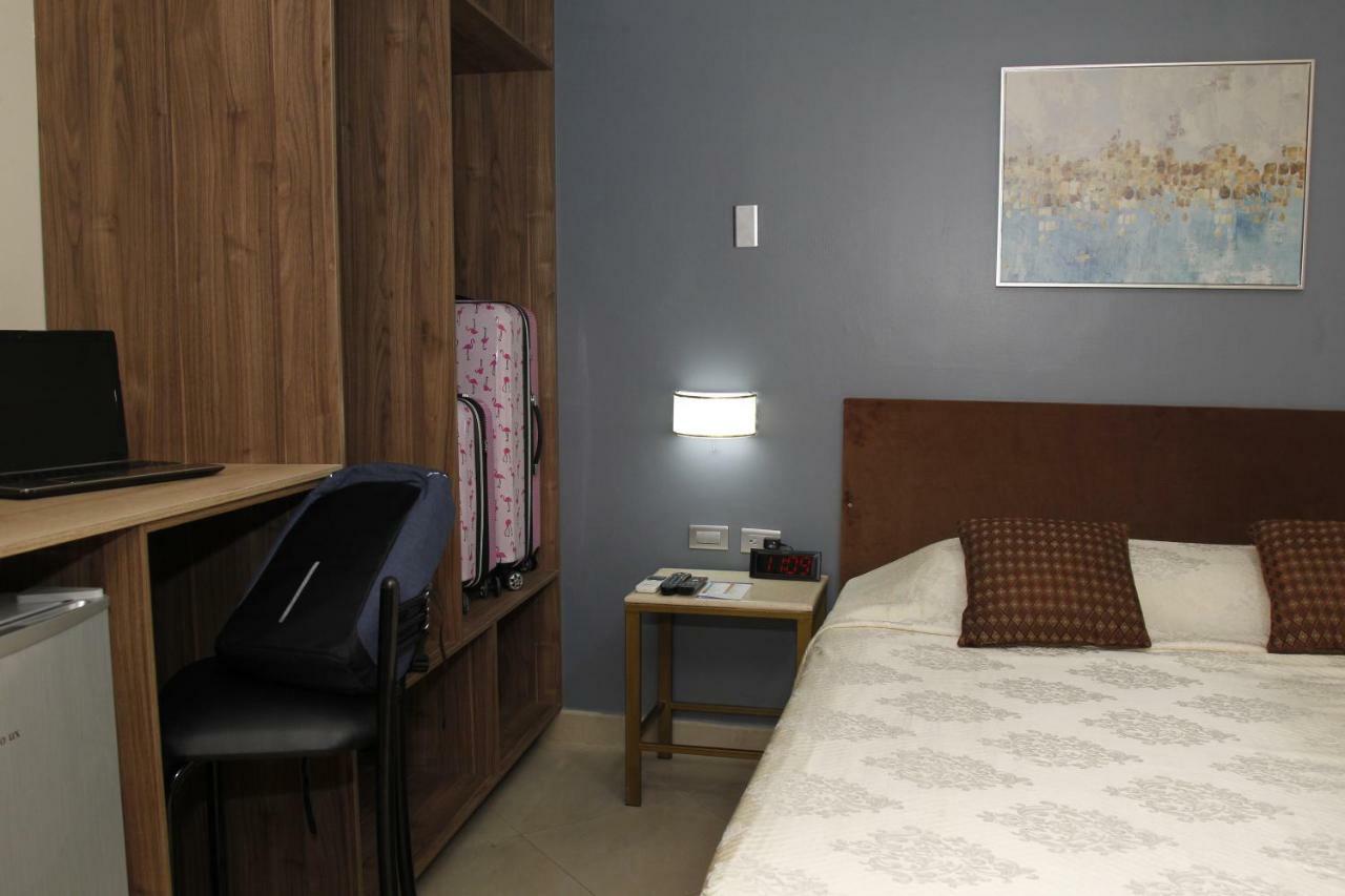Hotel Varadero Internacional Гуаякиль Экстерьер фото
