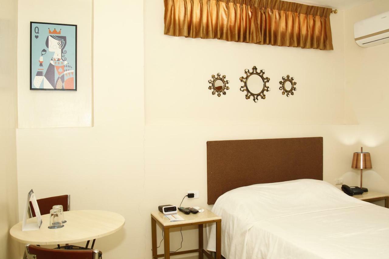 Hotel Varadero Internacional Гуаякиль Экстерьер фото